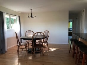 1600 Henry Ridge Mtwy in Topanga, CA - Building Photo - Building Photo