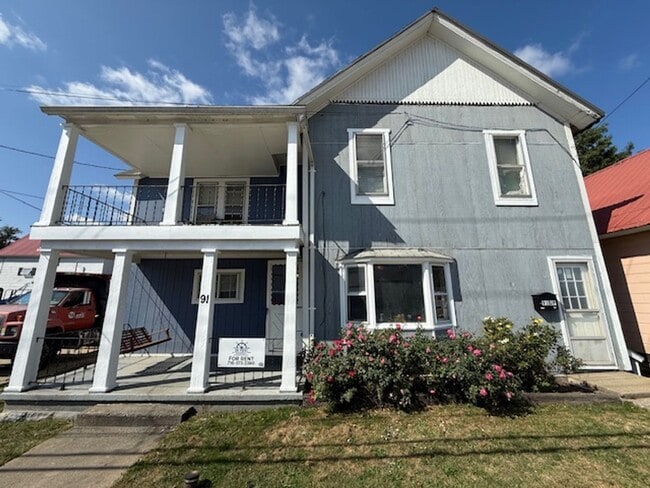 property at 91 Davis St
