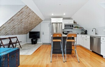 25 Chilcott Pl, Unit 3 in Boston, MA - Building Photo - Building Photo
