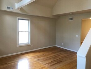 954 1/2 Jenifer St, Unit 954.5 in Madison, WI - Building Photo - Building Photo