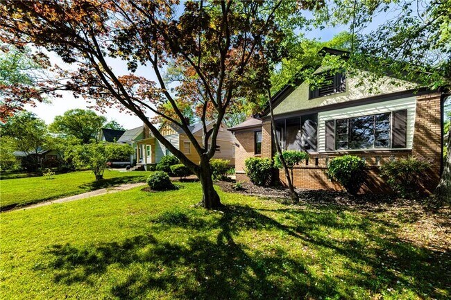 property at 1029 Katherwood Dr SW