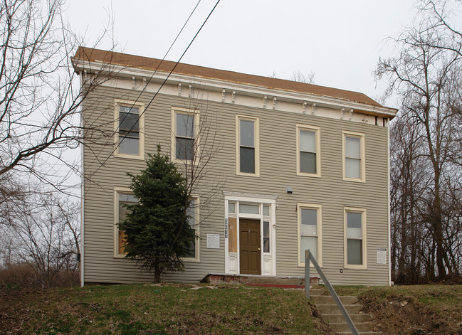 3211 Beresford Ave in Cincinnati, OH - Building Photo - Building Photo