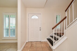 3102 Timber View Dr in Sugar Land, TX - Building Photo - Building Photo