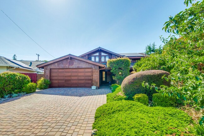 property at 1154 Fairford Way