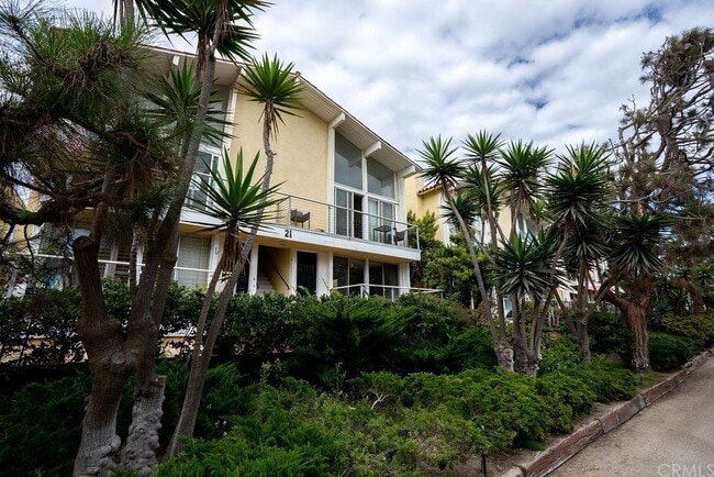 property at 21 Spinnaker St