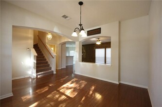 525 S Lynnwood Trail in Cedar Park, TX - Building Photo - Building Photo