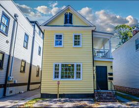 6 Islington Ct, Unit Islington Oasis in Charleston, SC - Foto de edificio - Building Photo