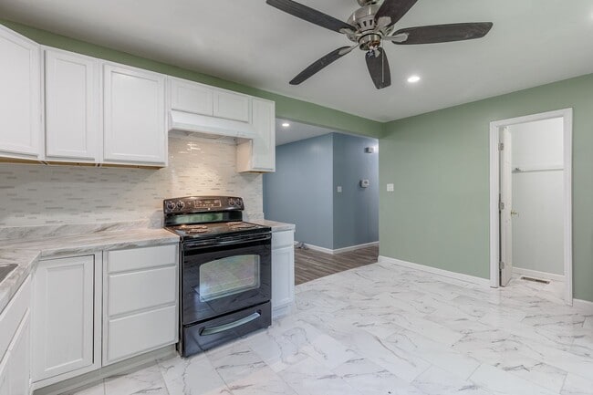 1803 Allen St in Greensboro, NC - Building Photo - Building Photo