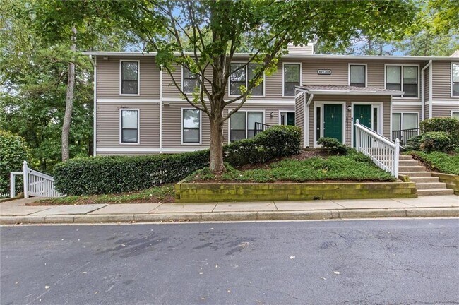 401 Wynnes Ridge Cir SE in Marietta, GA - Building Photo - Building Photo