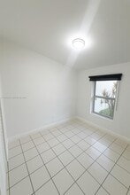 10385 SW 209th Ln in Cutler Bay, FL - Building Photo - Building Photo