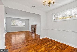 3001 Fairhill Ct in Hillcrest Heights, MD - Building Photo - Building Photo
