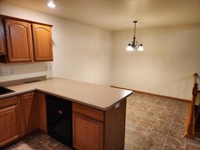 336 Woodridge Pl in Manitowoc, WI - Building Photo - Building Photo