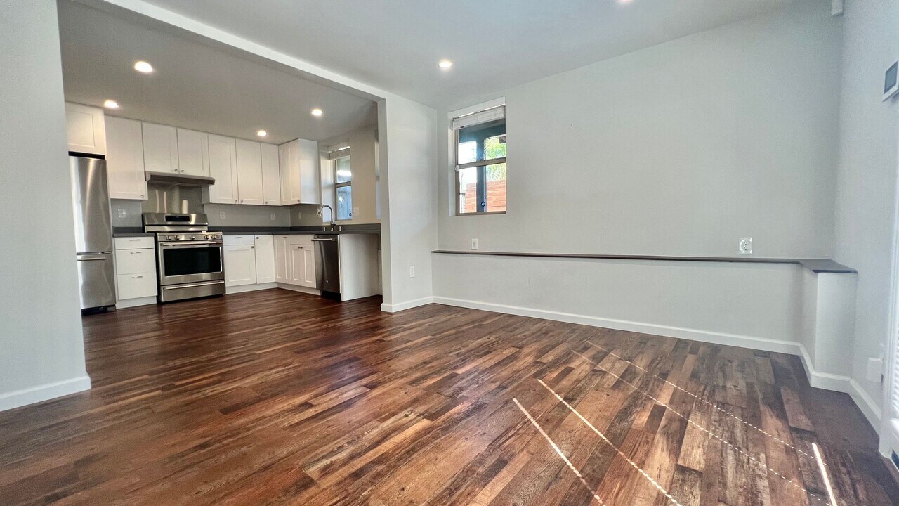 696 29th St in Oakland, CA - Building Photo