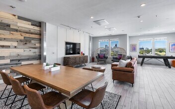 7East in Austin, TX - Building Photo - Building Photo