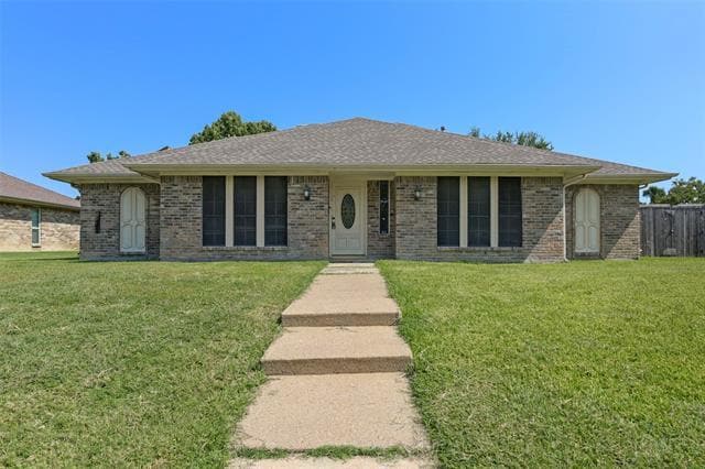 property at 1017 Clinton Dr