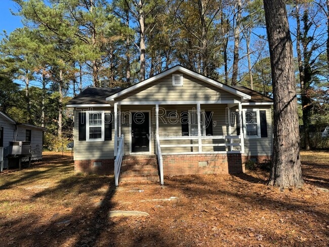 property at 1552 Fountain St