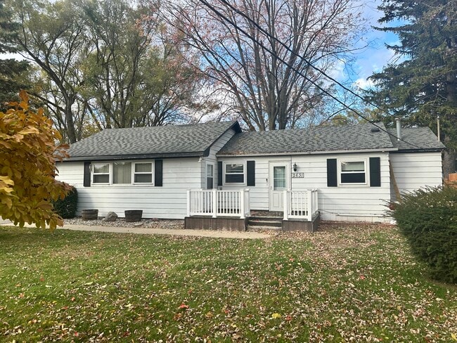 2631 Tatham Rd in Saginaw, MI - Building Photo - Building Photo