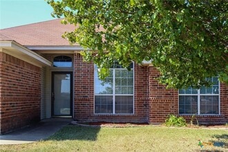 4205 Kyara Dr in Killeen, TX - Building Photo - Building Photo