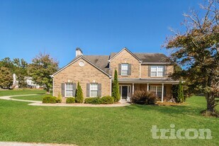 1230 Webb Farm Ln in Loganville, GA - Building Photo