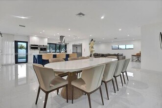 5140 N 37th St in Hollywood, FL - Building Photo - Building Photo