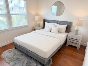 5605 Kinston Ave, Unit 5605 in Culver City, CA - Foto de edificio - Building Photo