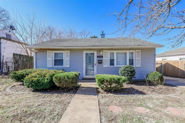 property at 3726 Roswell Ave