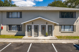 Alpine in Clearwater, FL - Building Photo - Building Photo