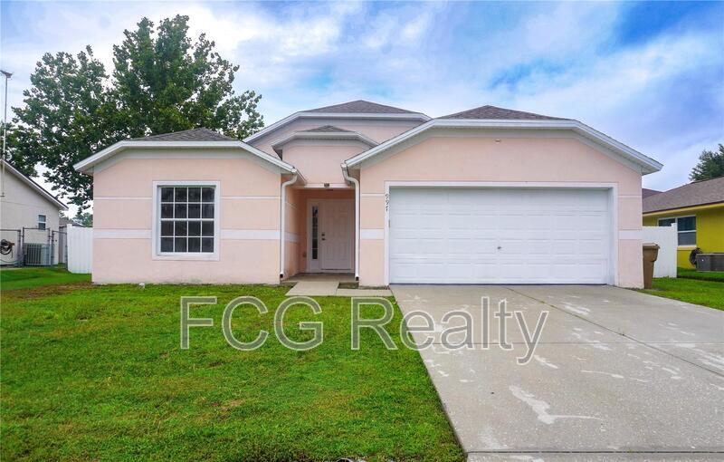 997 Gascony Ct in Kissimmee, FL - Building Photo