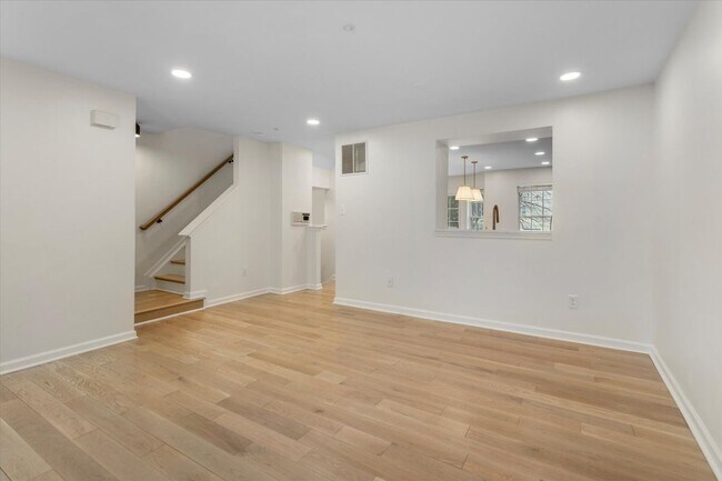 6105 Starburn Path in Columbia, MD - Building Photo - Building Photo