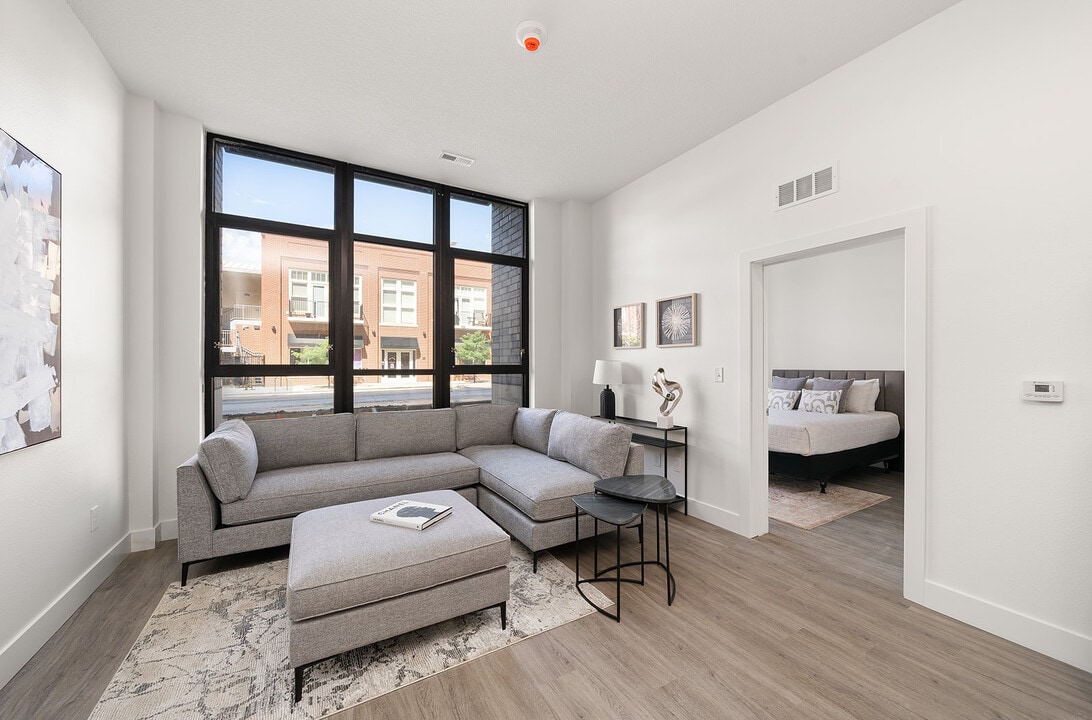 Tempo East Village in Des Moines, IA - Building Photo