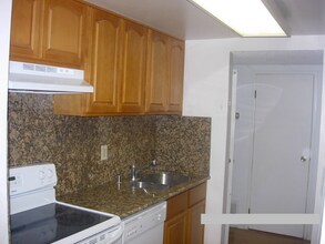 39910 Fremont Blvd in Fremont, CA - Building Photo - Building Photo