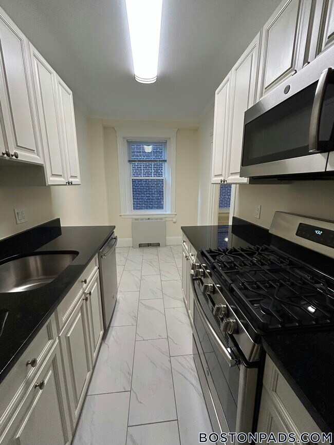26 Chauncy St, Unit 7 in Cambridge, MA - Building Photo - Building Photo