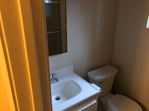 23942 Scenic Dr in Crestline, CA - Building Photo - Building Photo