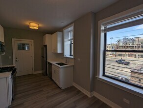 3935 N Janssen Ave, Unit #3941-W1 in Chicago, IL - Building Photo - Building Photo