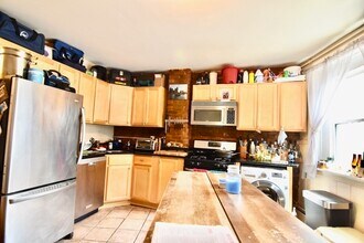 17 Savin Hill Ct in Boston, MA - Building Photo - Building Photo