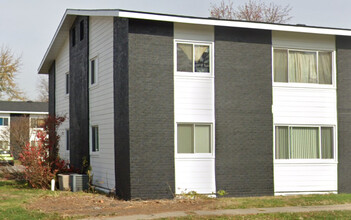 Orchard Lane Apartments in Ottumwa, IA - Building Photo - Building Photo