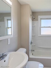 642 Broadway in Lorain, OH - Building Photo - Building Photo