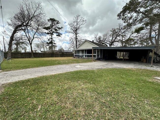 property at 335 Bayou Dr
