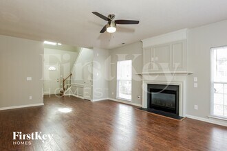 4817 Loganshire Ln in Raleigh, NC - Building Photo - Building Photo