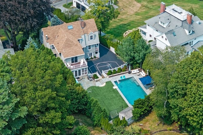 property at 59 Harbor Ave