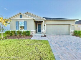 386 Glaspell Cir SE in Palm Bay, FL - Building Photo
