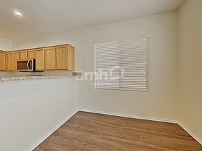 7960 Imperial Treasure St in Las Vegas, NV - Building Photo - Building Photo