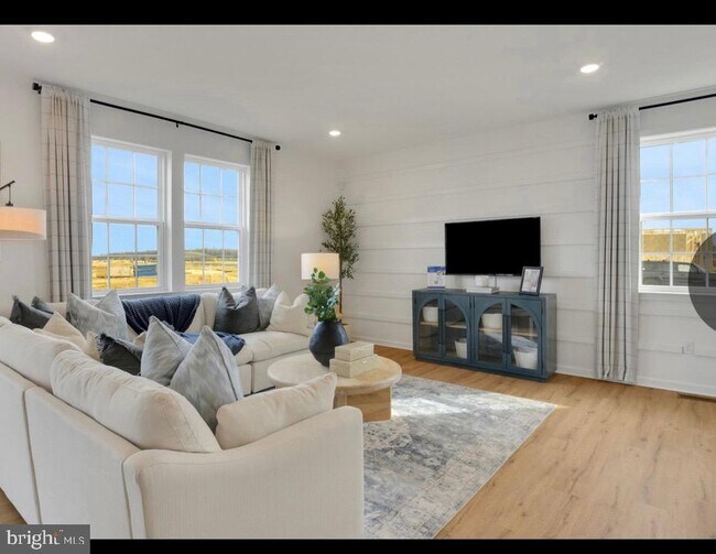 121 Malibu Dr in Egg Harbor Township, NJ - Building Photo - Building Photo
