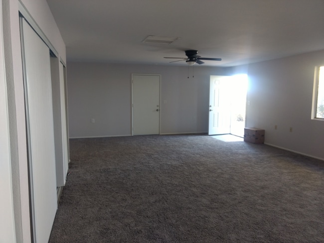 10440 Baker Rd in Lucerne Valley, CA - Building Photo - Building Photo