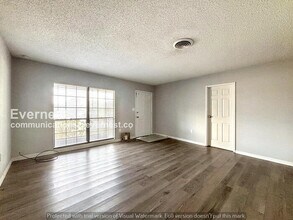 2112 Wolf Rd in Orlando, FL - Building Photo - Building Photo