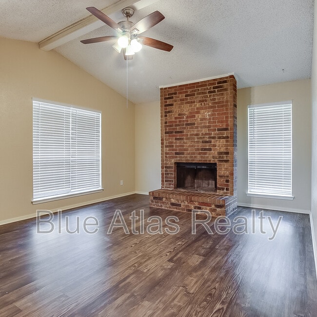 610 Lillard Rd in Arlington, TX - Building Photo - Building Photo