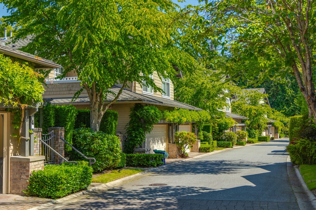 5650 Hampton Pl in Vancouver, BC - Building Photo