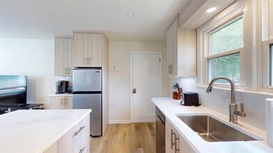 41 Mountain Ave in Highland Falls, NY - Building Photo - Building Photo