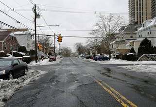 7604 Park Ave in North Bergen, NJ - Building Photo - Building Photo