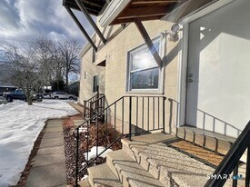 14 Sniffen St in Norwalk, CT - Building Photo